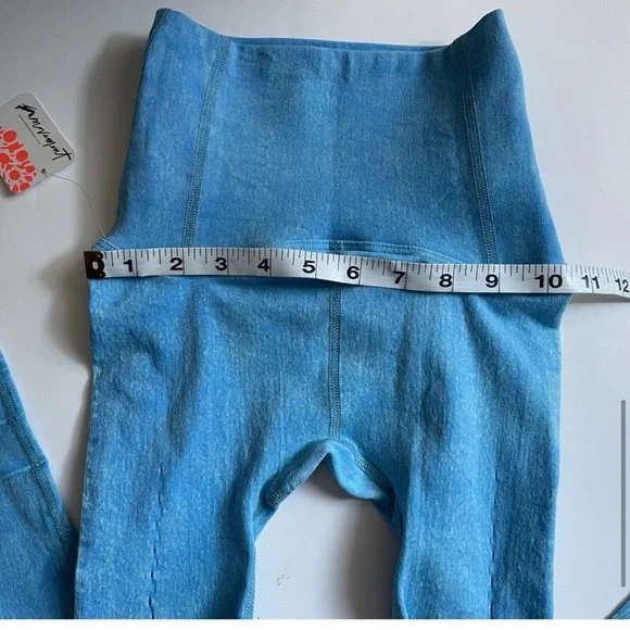 NWT Free People High-Rise Full-Length Running Through My Mind Leggings XS - Picture 4 of 9